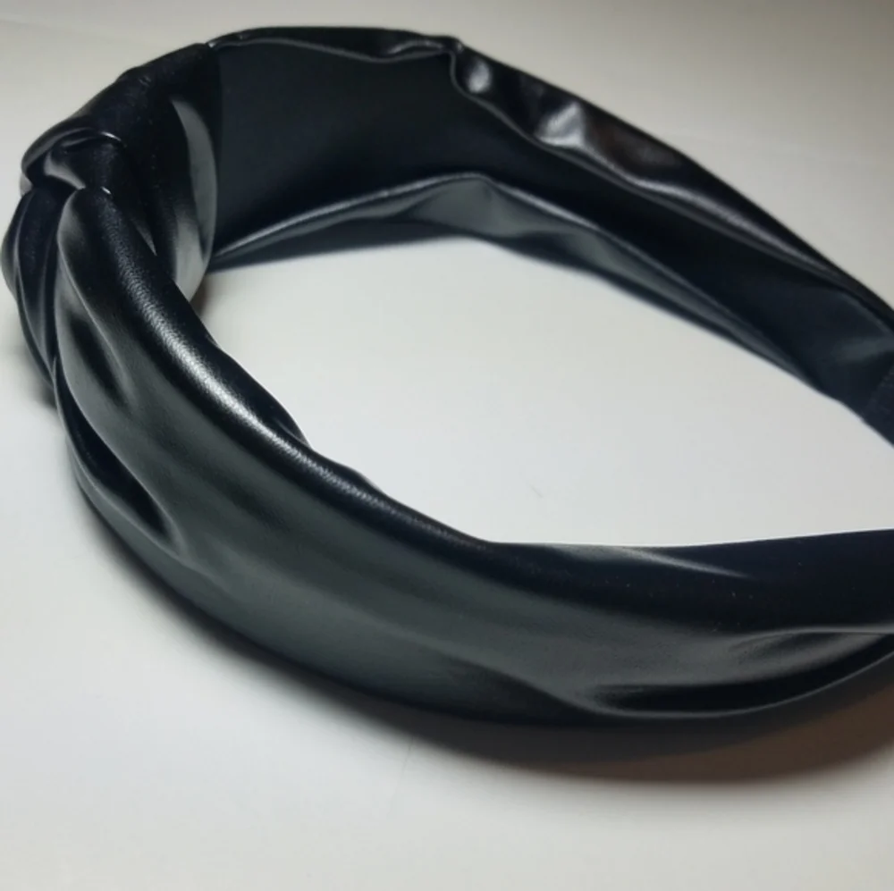 Chunky Faux Leather Headband